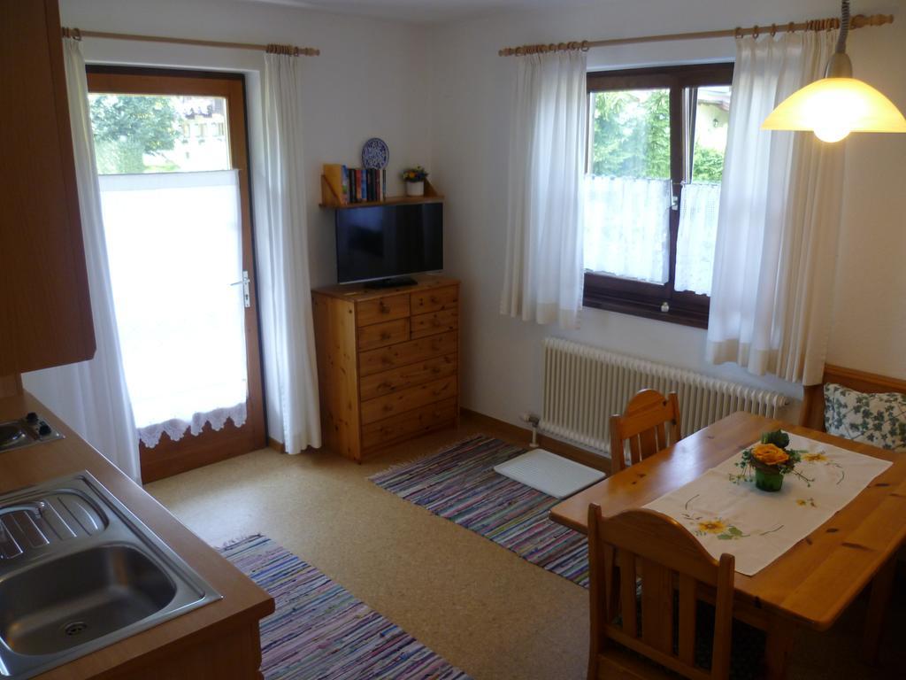 Haus Slechta Apartment Кицбюел Стая снимка