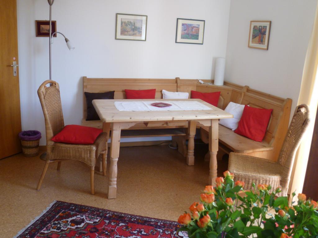 Haus Slechta Apartment Кицбюел Стая снимка
