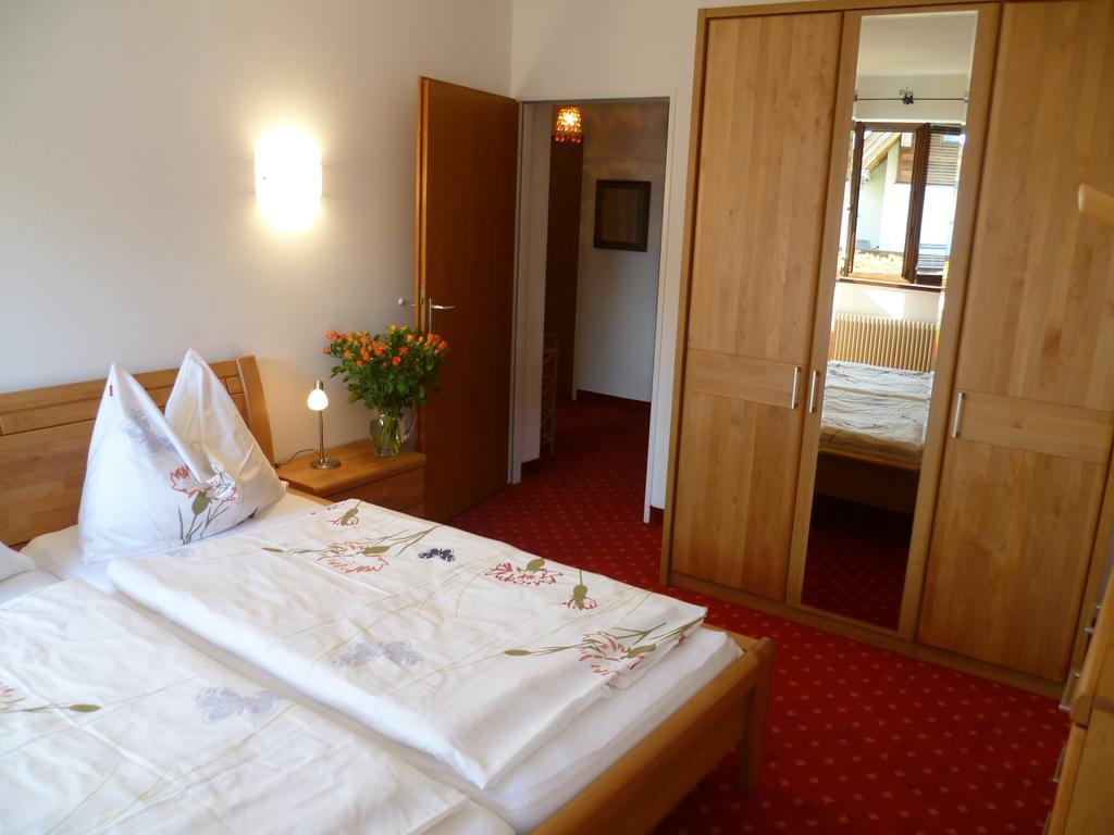 Haus Slechta Apartment Кицбюел Стая снимка